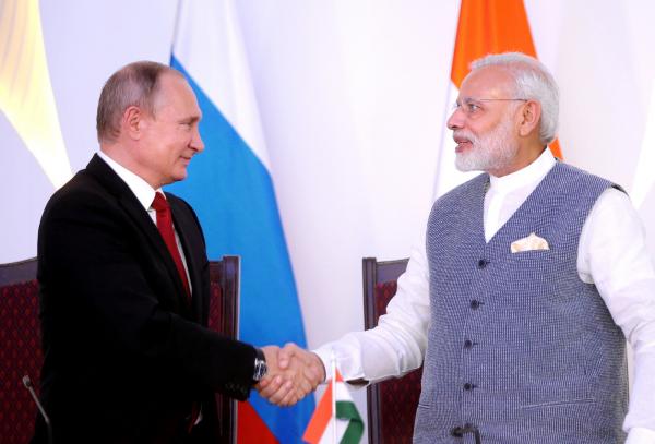 russie achète indien essar oil